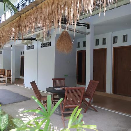 Merendeng Hostel Kuta Kuta  Eksteriør bilde