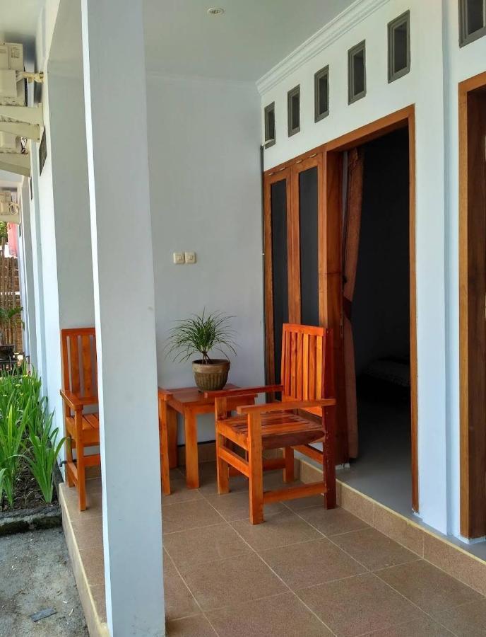 Merendeng Hostel Kuta Kuta  Eksteriør bilde
