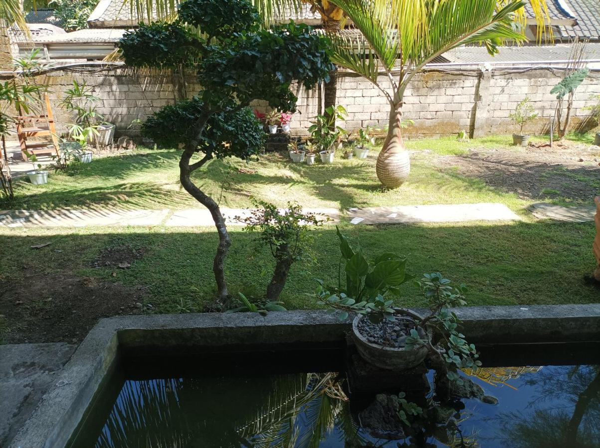 Merendeng Hostel Kuta Kuta  Eksteriør bilde