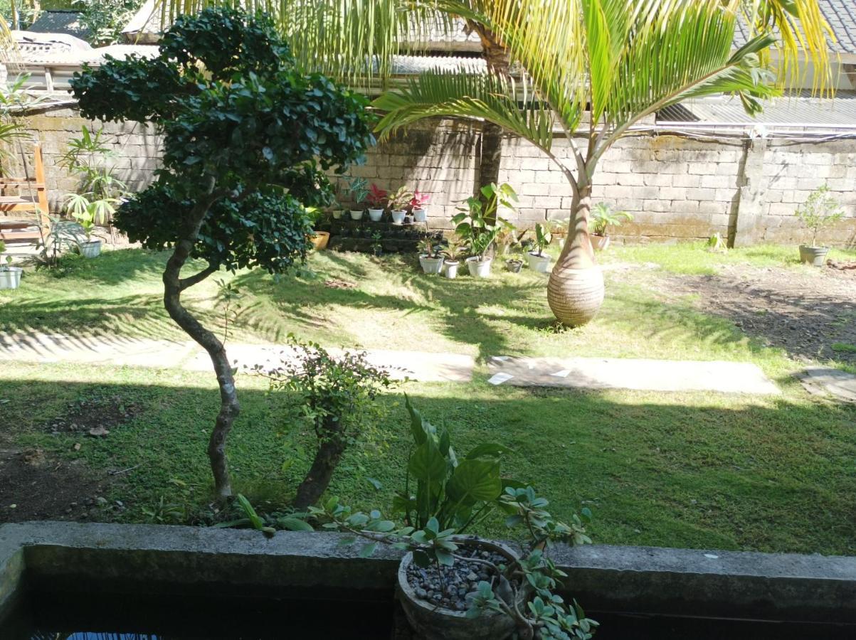 Merendeng Hostel Kuta Kuta  Eksteriør bilde