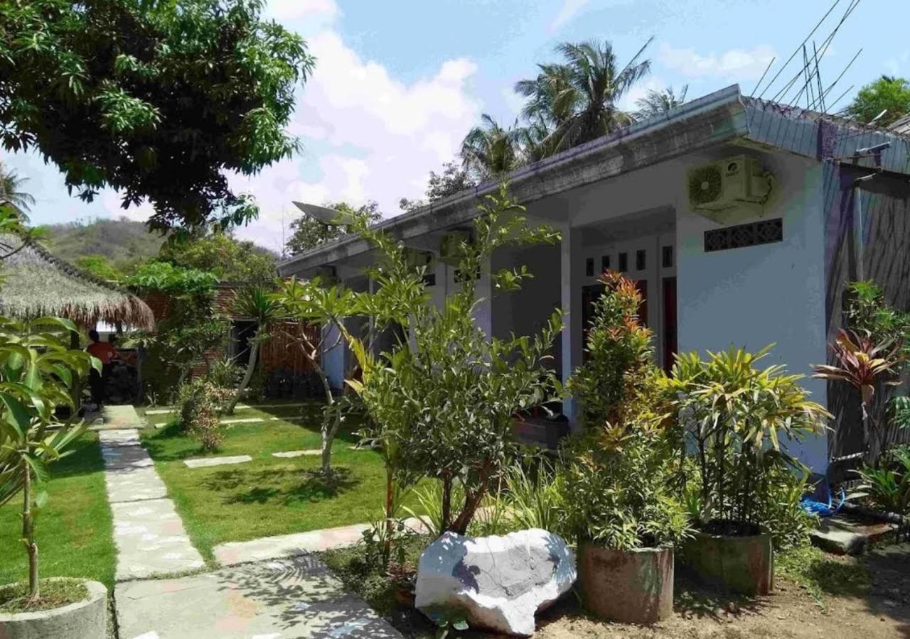 Merendeng Hostel Kuta Kuta  Eksteriør bilde