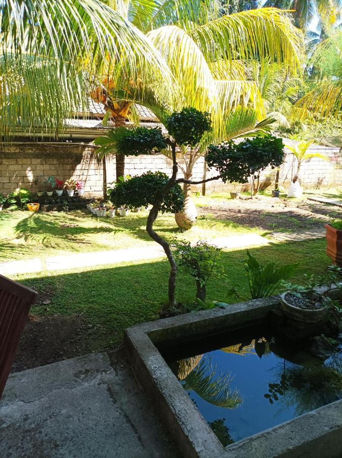 Merendeng Hostel Kuta Kuta  Eksteriør bilde