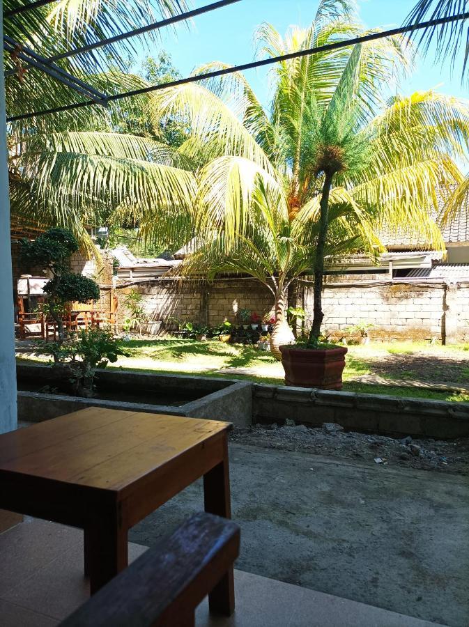 Merendeng Hostel Kuta Kuta  Eksteriør bilde