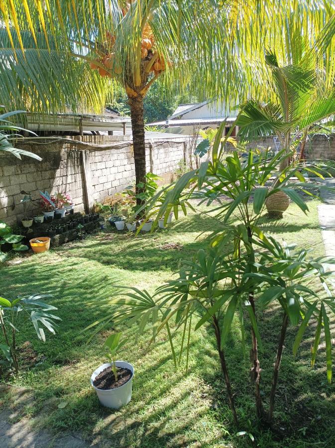 Merendeng Hostel Kuta Kuta  Eksteriør bilde