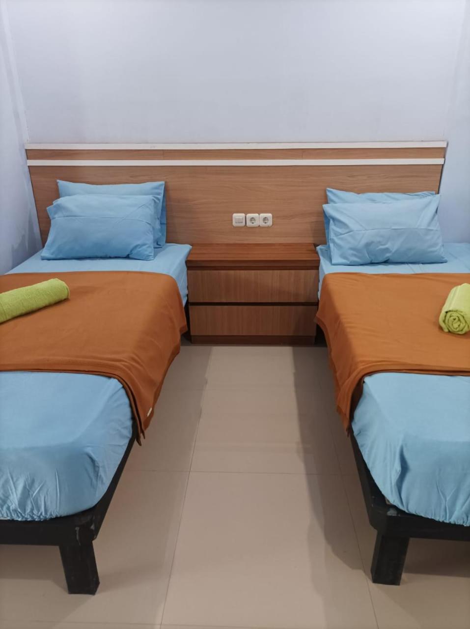 Merendeng Hostel Kuta Kuta  Eksteriør bilde