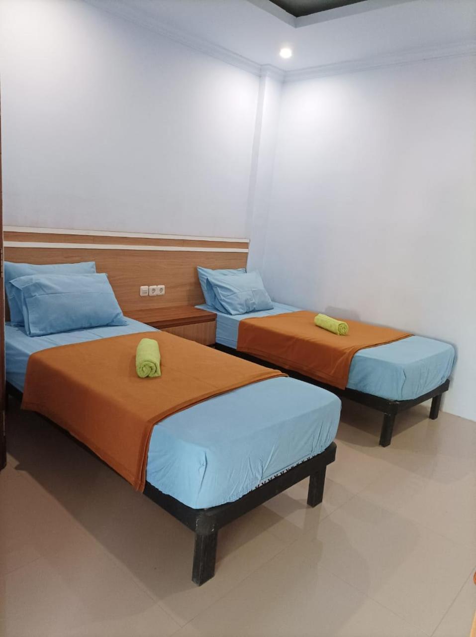 Merendeng Hostel Kuta Kuta  Eksteriør bilde